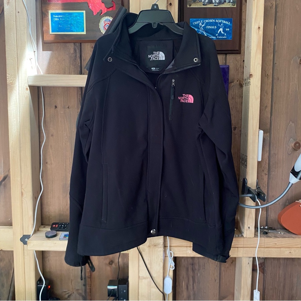 black north face jacket